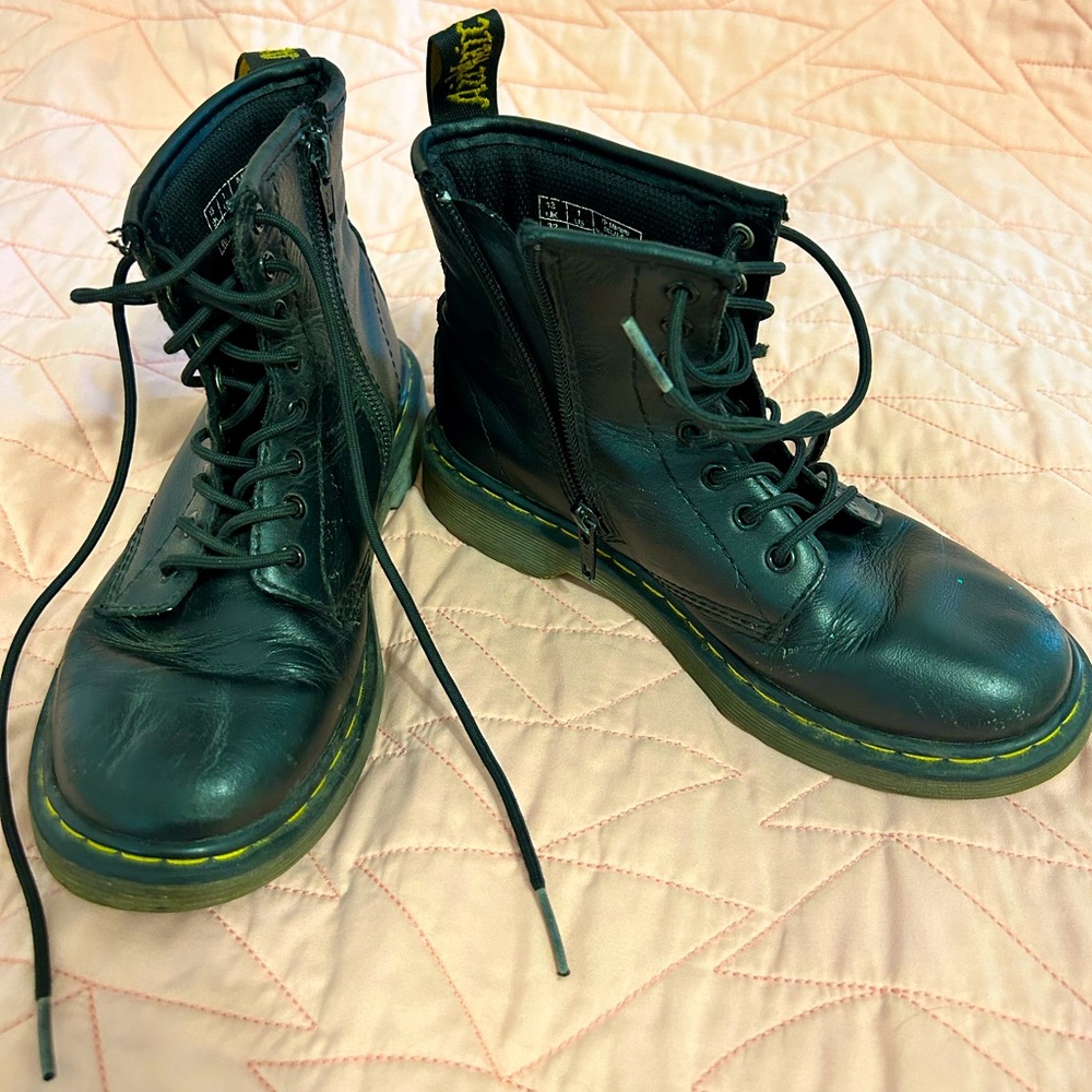 Delaney Softy Black Leather Dr. Martens